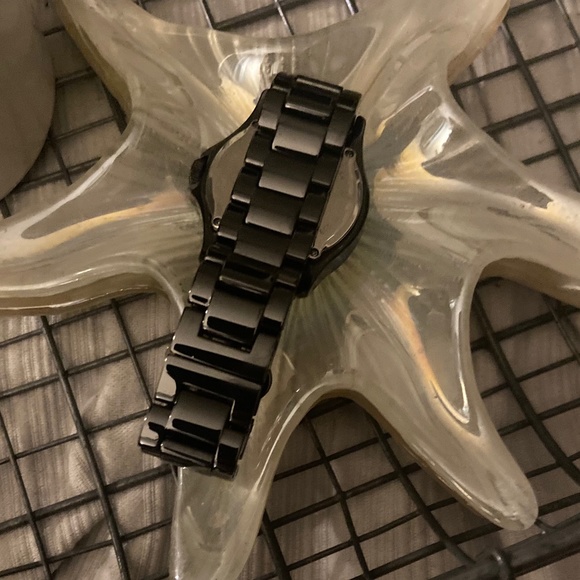 Fossil watch with bling - Picture 3 of 6